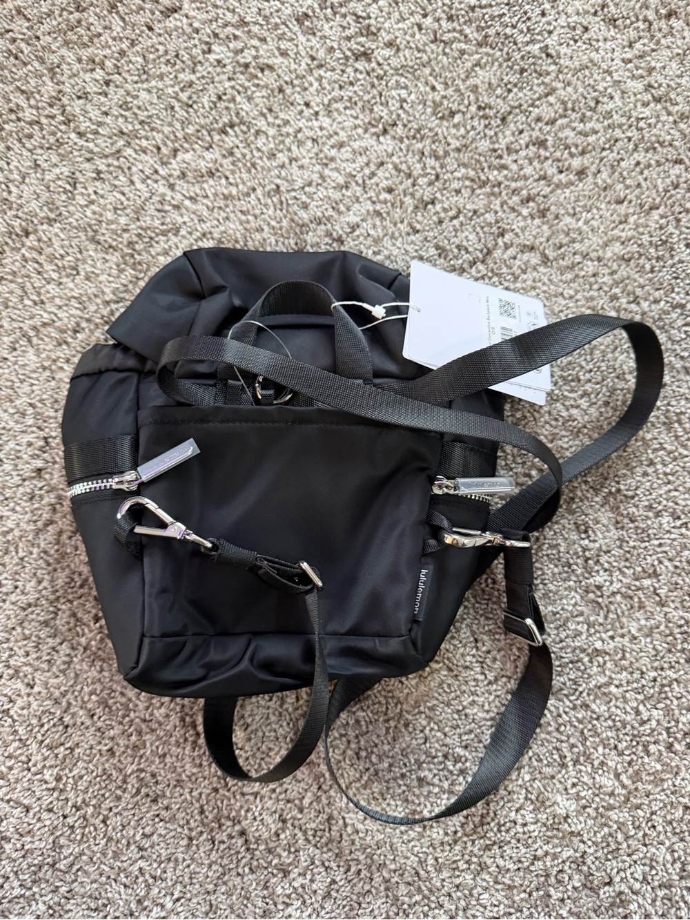 Lululemon Wunderlust Convertible Backpack Mini Black 3L Crossbody Bag NWT - Picture 3 of 7